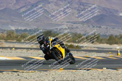 media/Jan-13-2024-SoCal Trackdays (Sat) [[9c032fe5aa]]/Turn 14 (10am)/